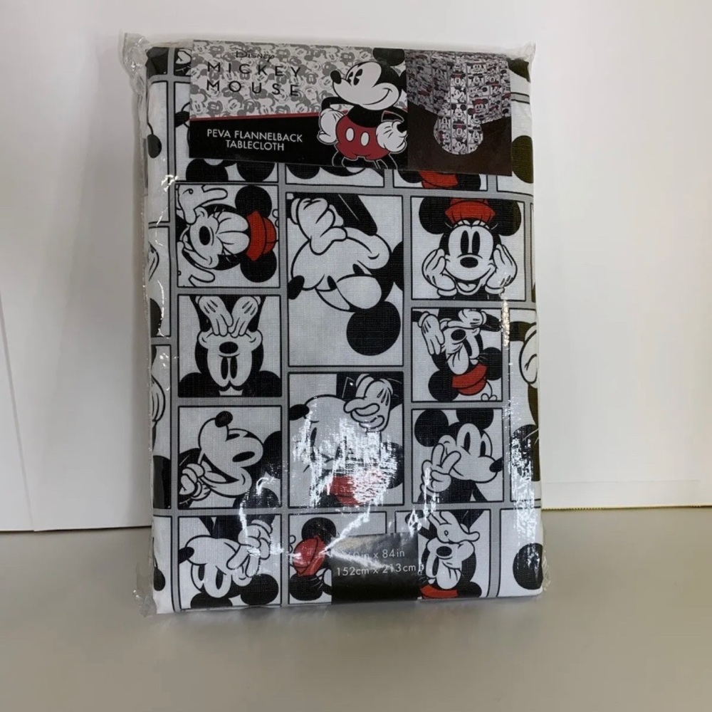 Disney "MIckey & Friends" Peva Flannel Back Tablecloth 60" x 84"
